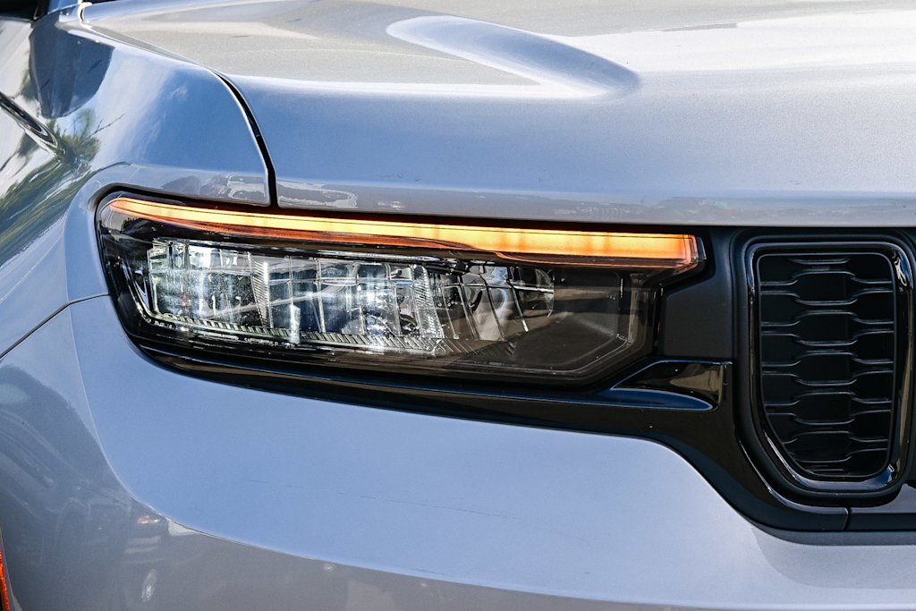 Thumbnail: 2025 Jeep Grand Cherokee L - 24