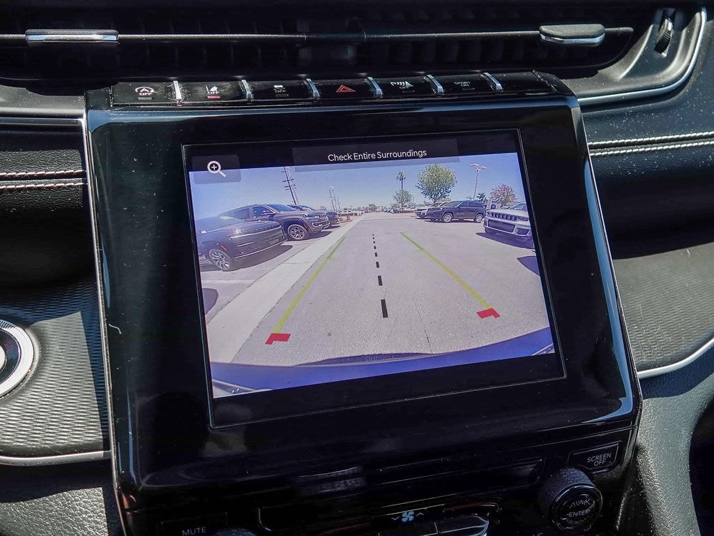 Thumbnail: 2023 Jeep Grand Cherokee L - 26