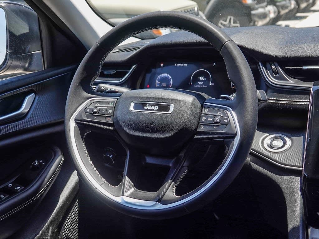 Thumbnail: 2023 Jeep Grand Cherokee L - 9