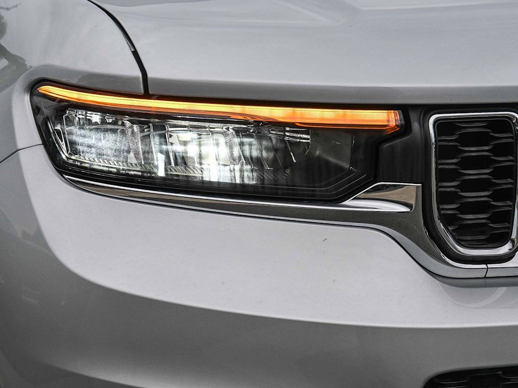 Thumbnail: 2025 Jeep Grand Cherokee L - 24