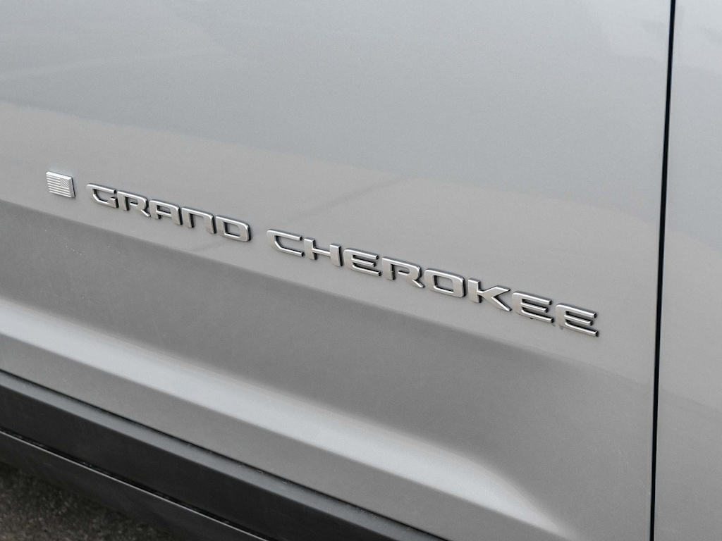 Thumbnail: 2025 Jeep Grand Cherokee L - 6