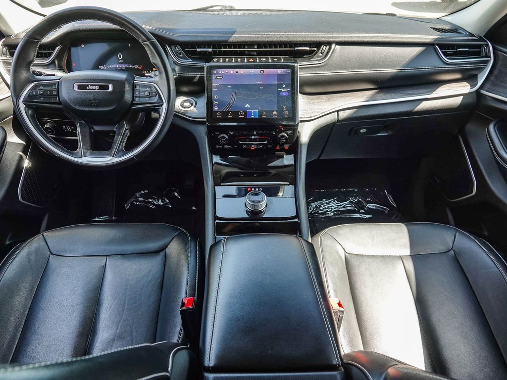 Thumbnail: 2022 Jeep Grand Cherokee L - 2