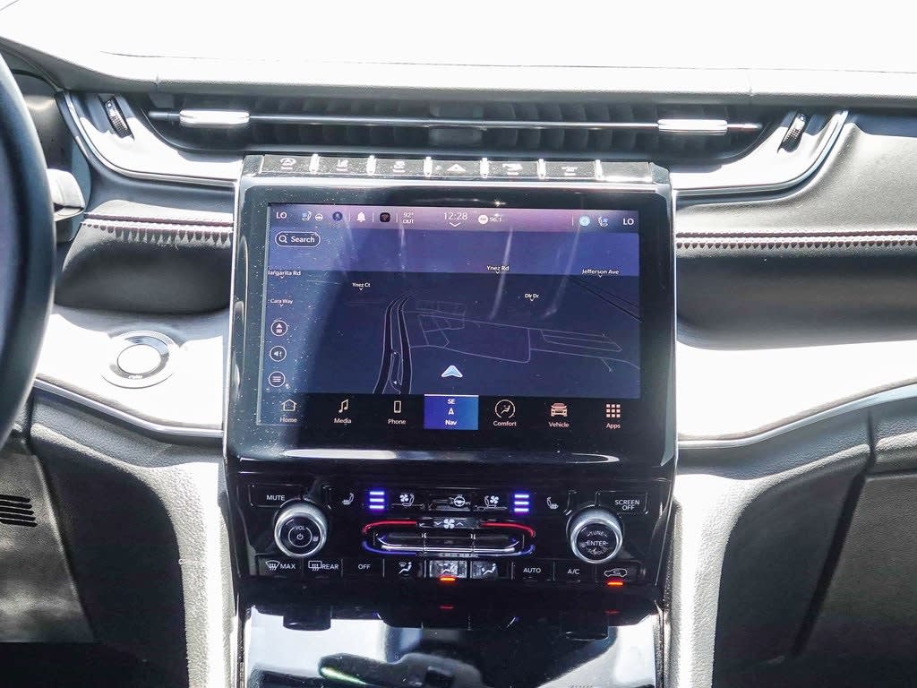 Thumbnail: 2022 Jeep Grand Cherokee L - 12