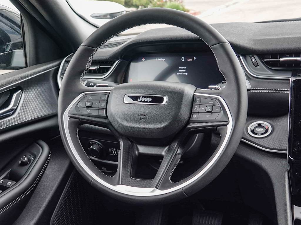 Thumbnail: 2025 Jeep Grand Cherokee L - 9