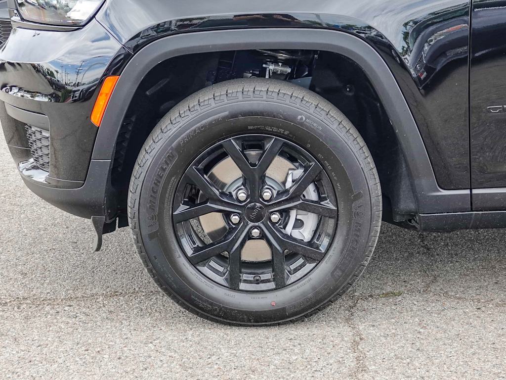 Thumbnail: 2025 Jeep Grand Cherokee L - 20