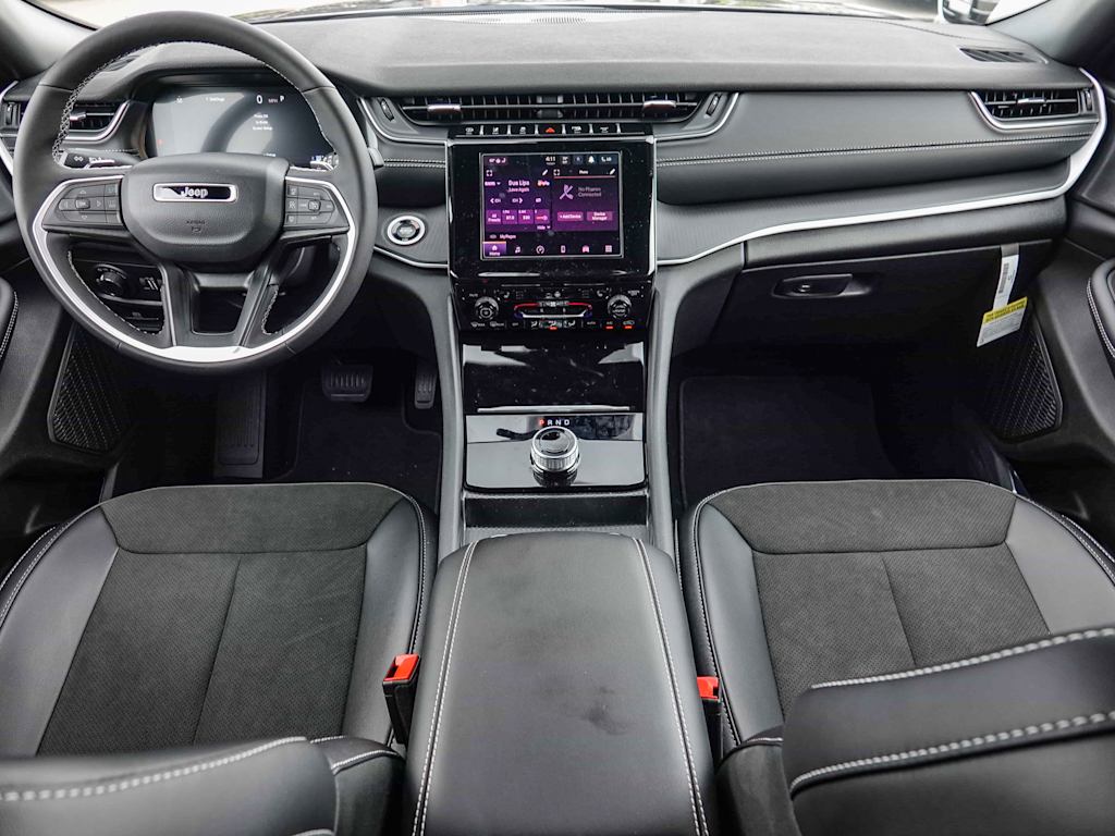 Thumbnail: 2025 Jeep Grand Cherokee L - 2