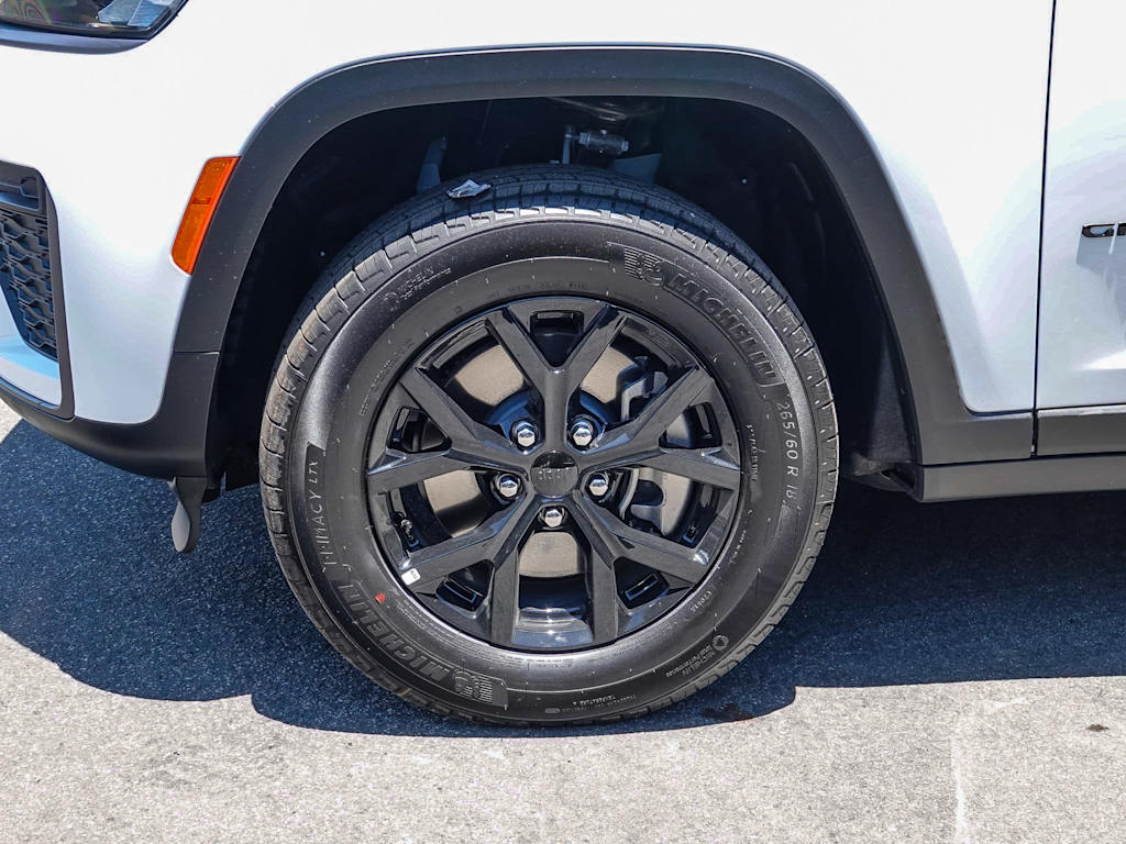 Thumbnail: 2026 Jeep Grand Cherokee L - 8