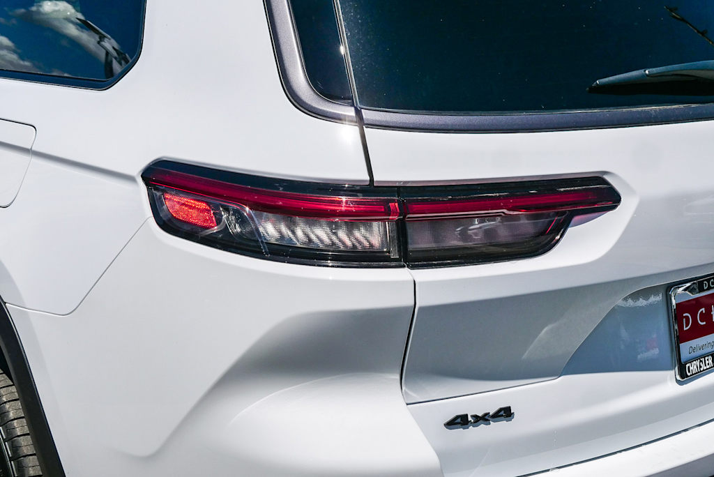 Thumbnail: 2026 Jeep Grand Cherokee L - 6