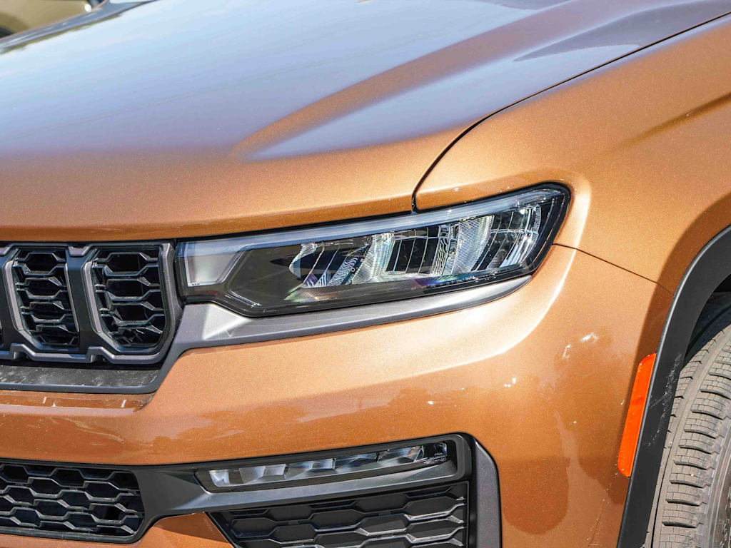 Thumbnail: 2026 Jeep Grand Cherokee L - 20
