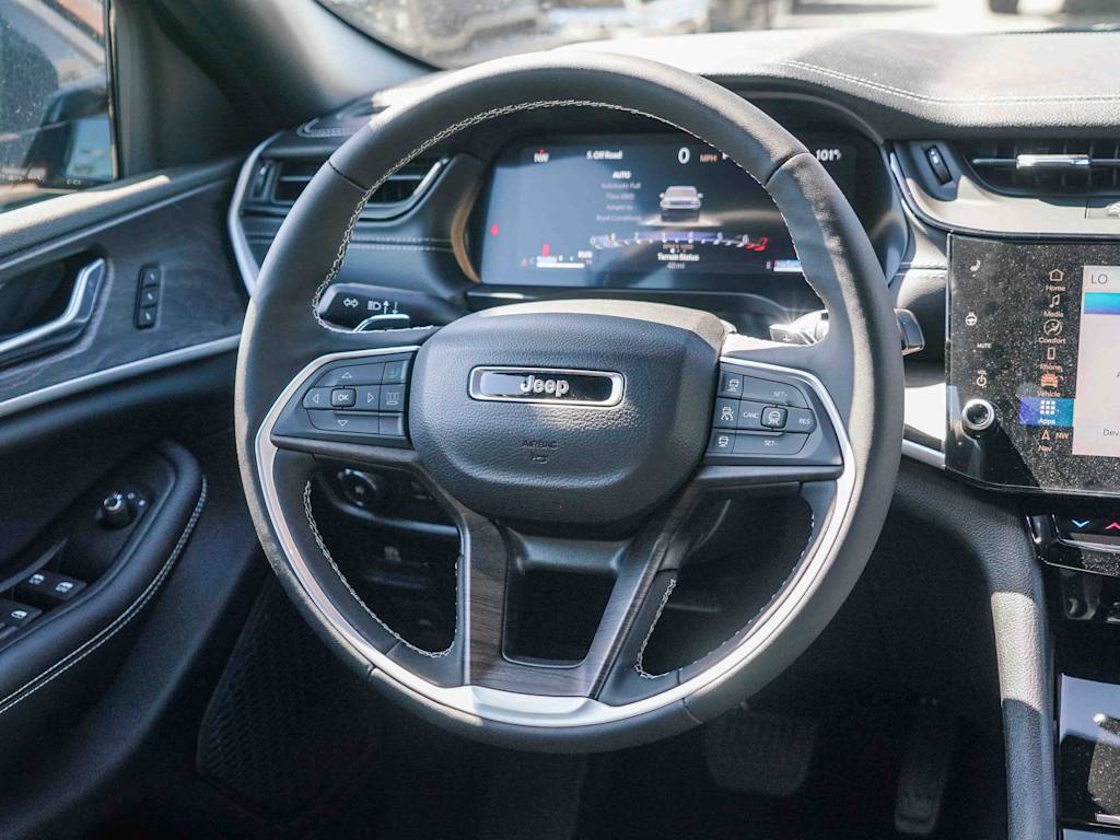 Thumbnail: 2026 Jeep Grand Cherokee L - 8