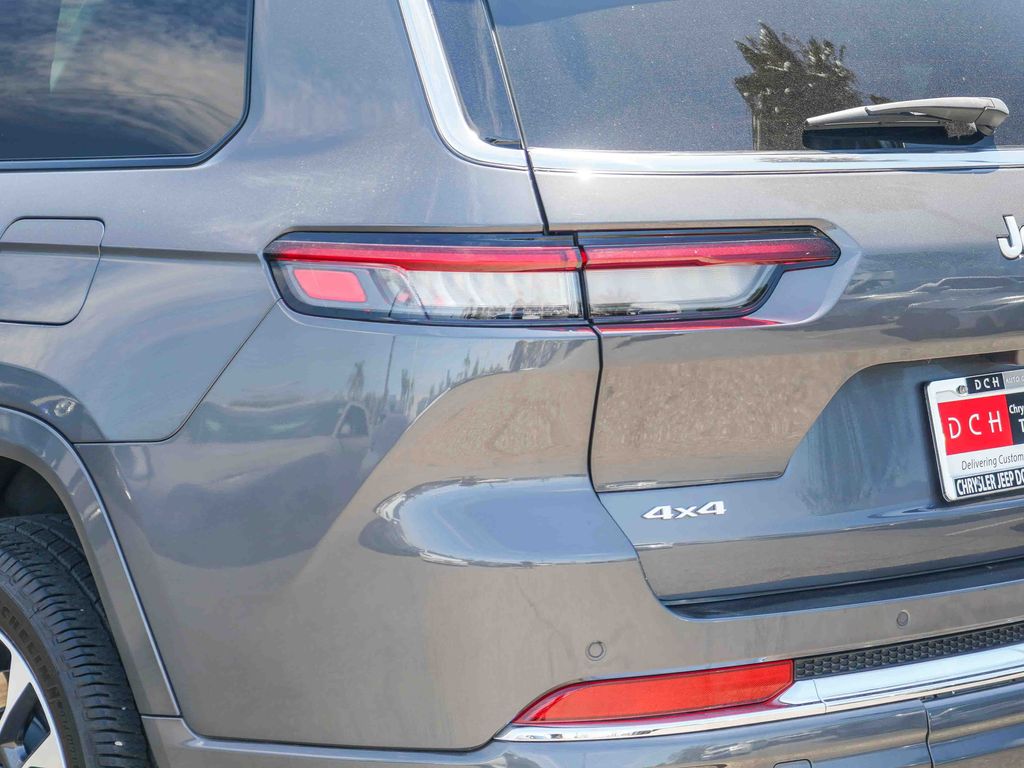 Thumbnail: 2024 Jeep Grand Cherokee L - 19