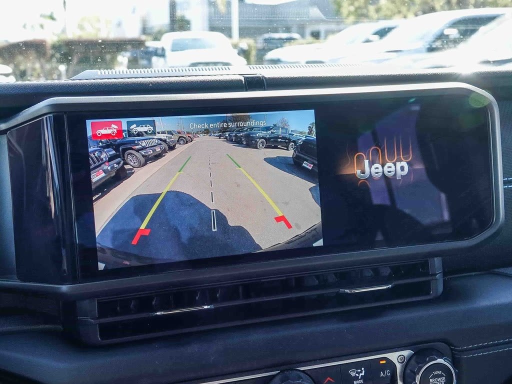 Thumbnail: 2024 Jeep Wrangler - 26