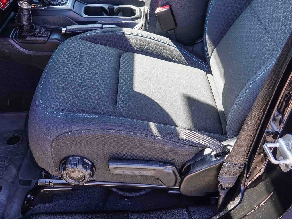 Thumbnail: 2024 Jeep Wrangler - 24