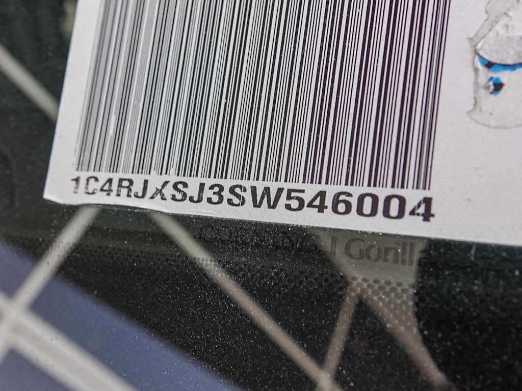 Thumbnail: 2025 Jeep Wrangler - 28