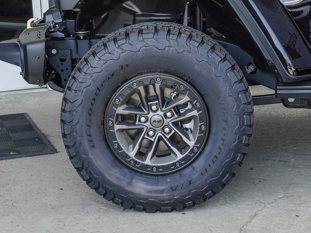 Thumbnail: 2025 Jeep Wrangler - 7