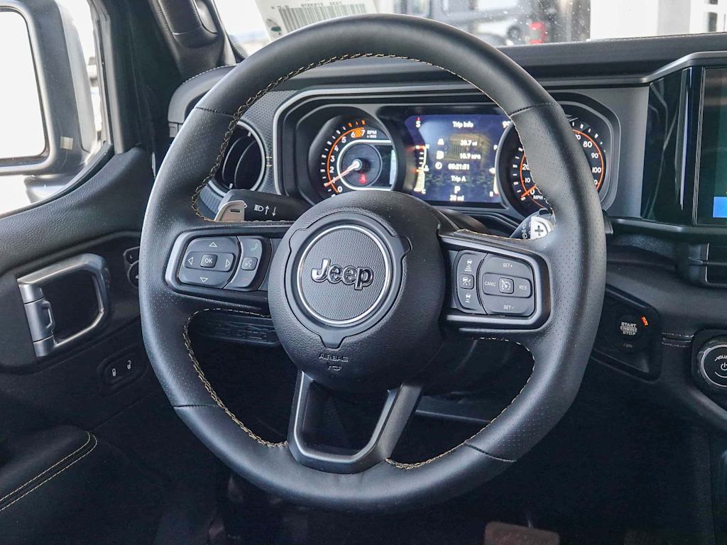 Thumbnail: 2025 Jeep Wrangler - 9