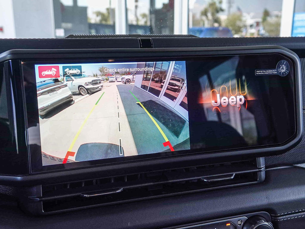 Thumbnail: 2025 Jeep Wrangler - 27