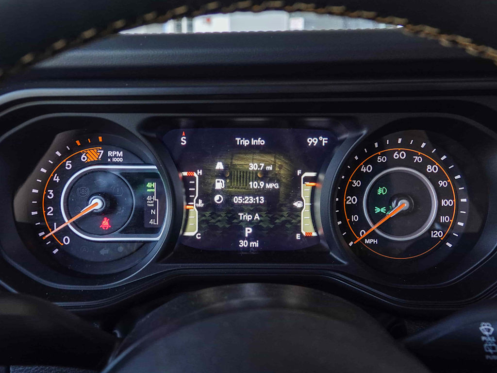 Thumbnail: 2025 Jeep Wrangler - 15