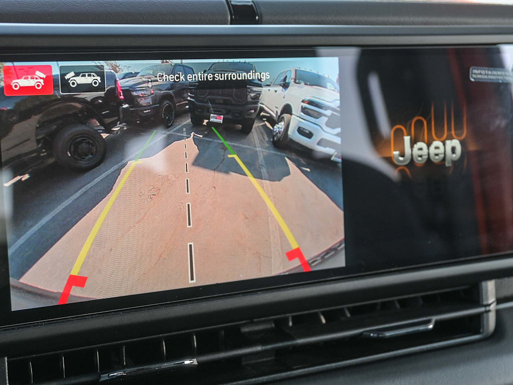 Thumbnail: 2025 Jeep Wrangler - 34