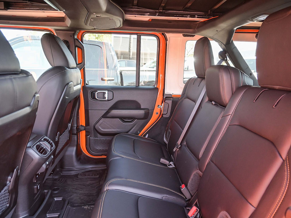 Thumbnail: 2025 Jeep Wrangler - 28