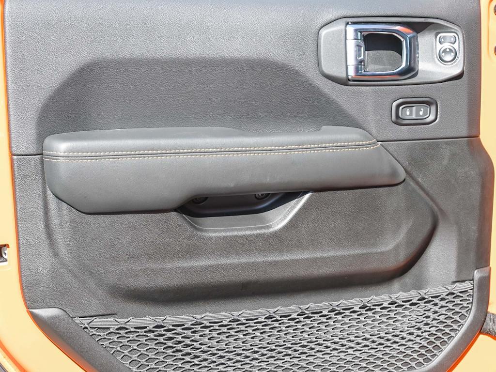 Thumbnail: 2025 Jeep Wrangler - 30