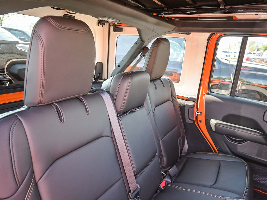 Thumbnail: 2025 Jeep Wrangler - 27