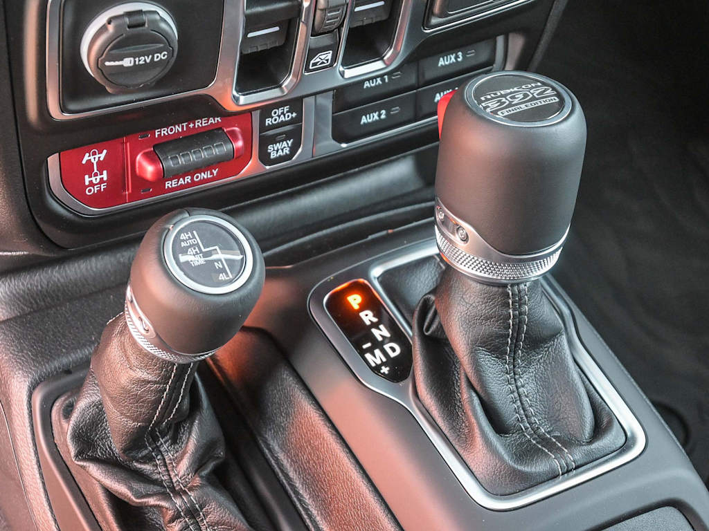 Thumbnail: 2025 Jeep Wrangler - 33