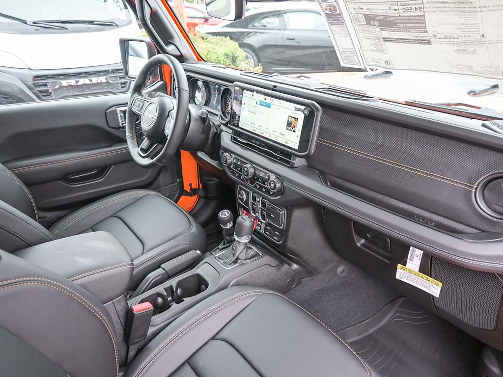 Thumbnail: 2025 Jeep Wrangler - 28