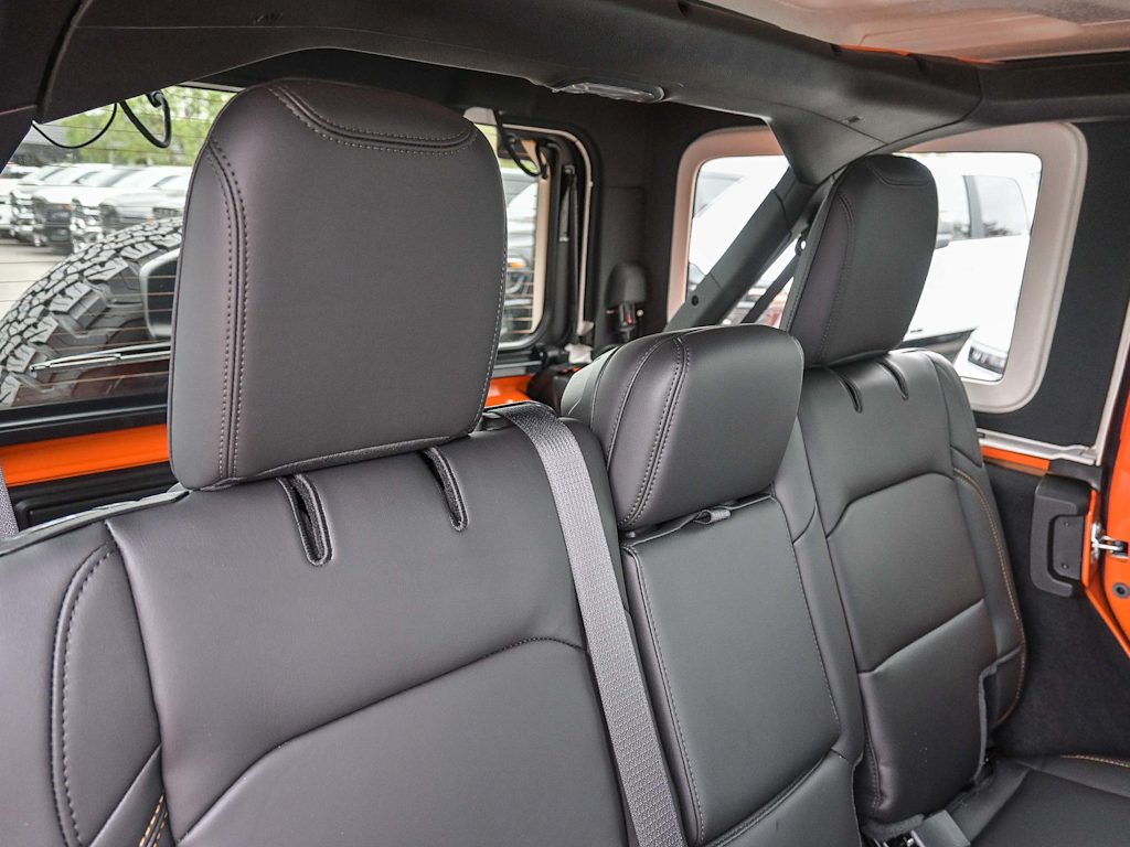 Thumbnail: 2025 Jeep Wrangler - 27