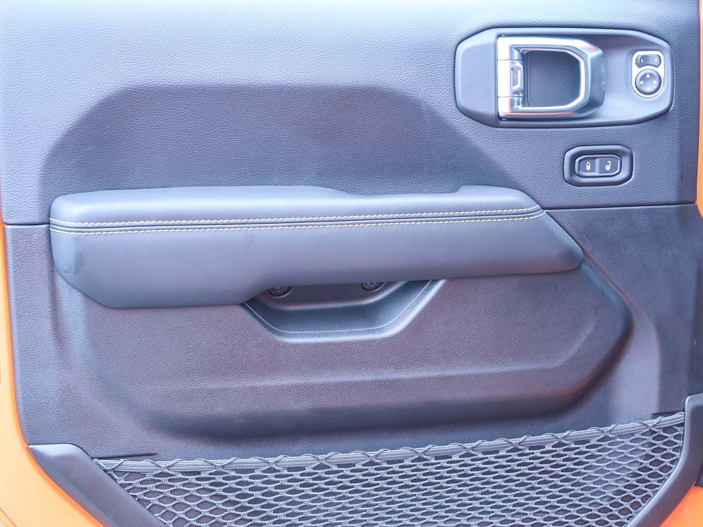 Thumbnail: 2025 Jeep Wrangler - 31