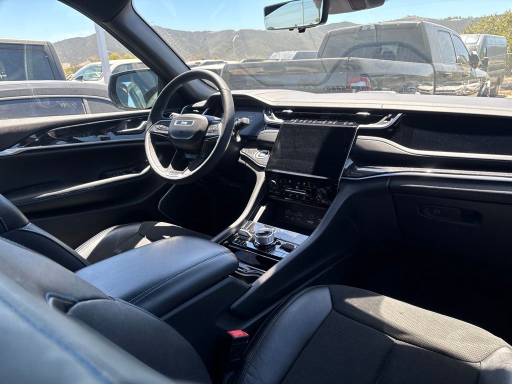 Thumbnail: 2022 Jeep Grand Cherokee - 2