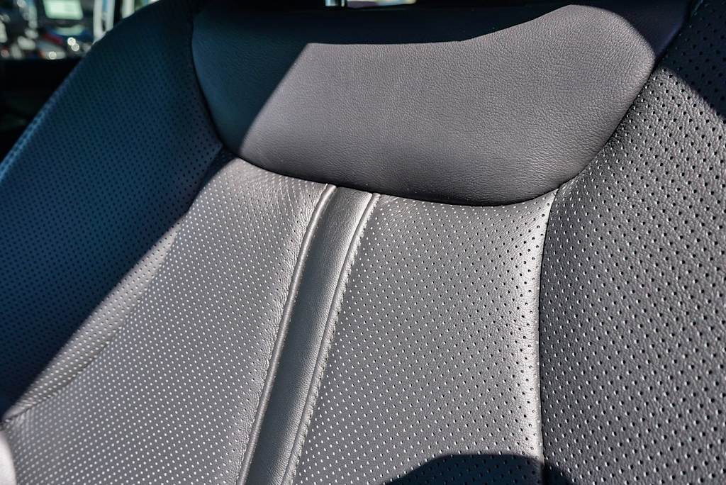 Thumbnail: 2026 Jeep Grand Wagoneer - 24