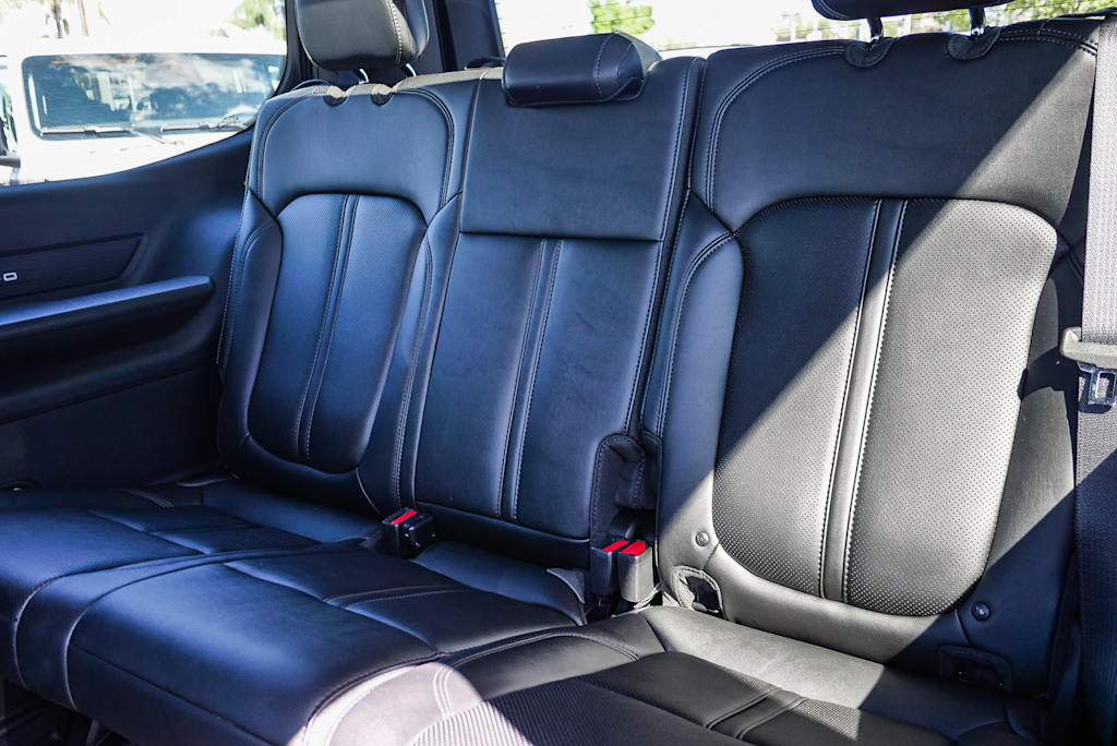 Thumbnail: 2026 Jeep Grand Wagoneer - 22