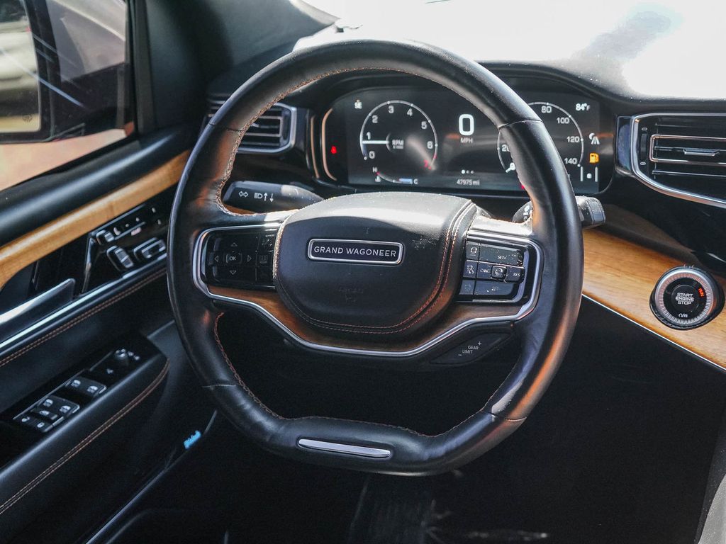 Thumbnail: 2022 Jeep Grand Wagoneer - 9
