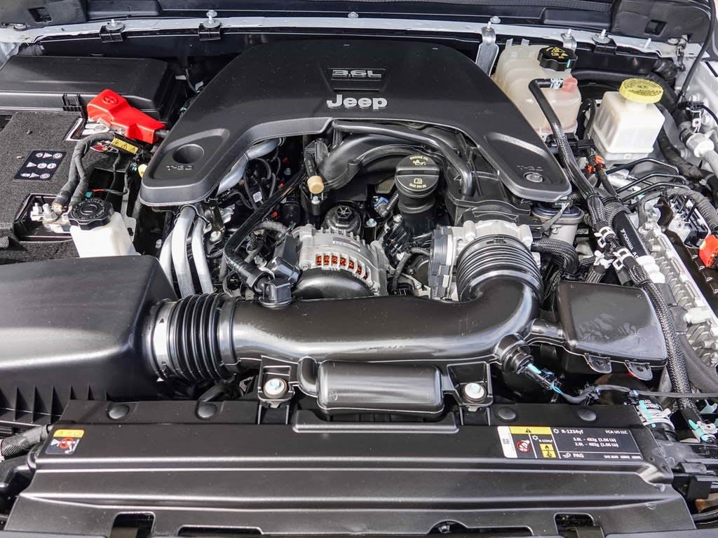 Thumbnail: 2021 Jeep Gladiator - 7