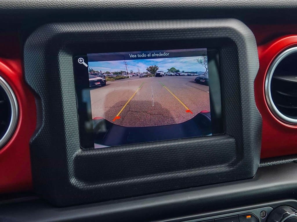 Thumbnail: 2021 Jeep Gladiator - 26