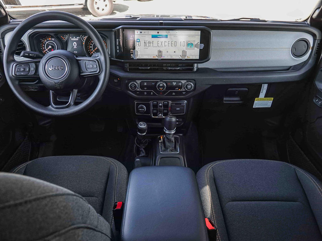 2025 Jeep Gladiator Sport 2