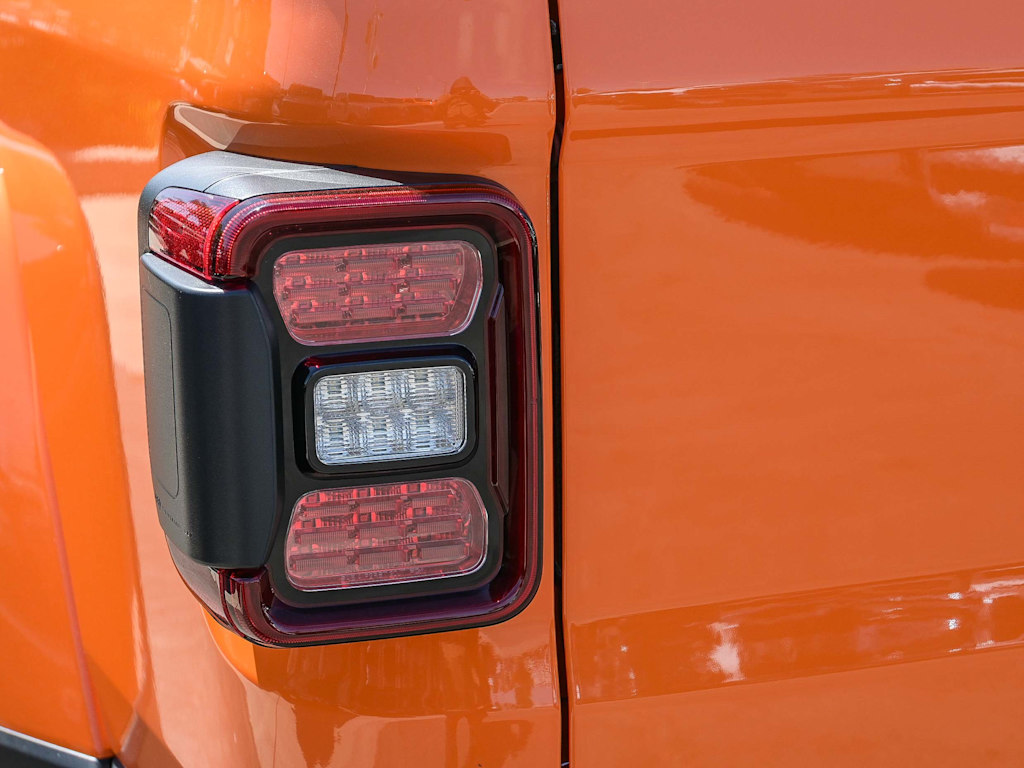 Thumbnail: 2025 Jeep Gladiator - 20