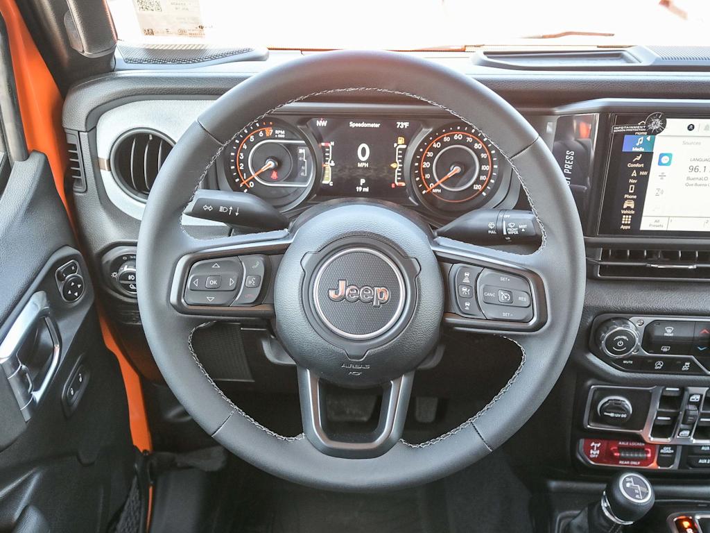 Thumbnail: 2025 Jeep Gladiator - 9