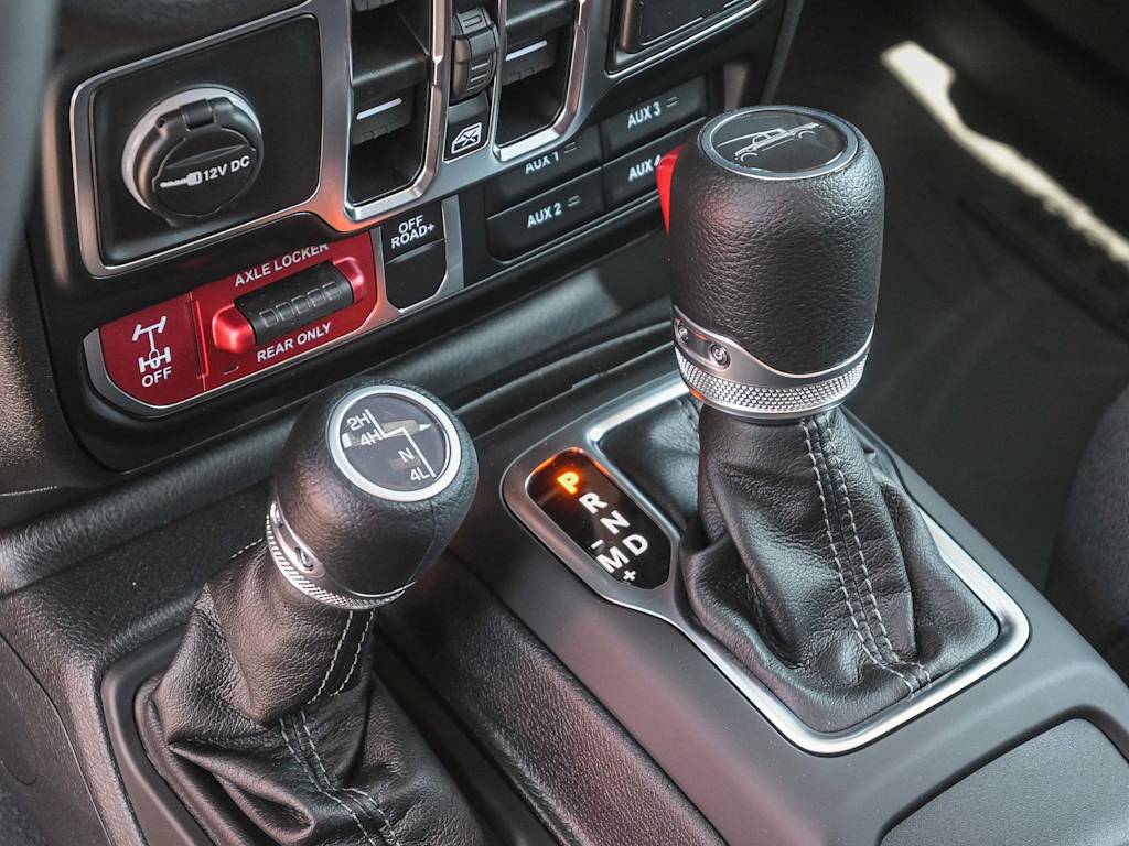 Thumbnail: 2025 Jeep Gladiator - 31