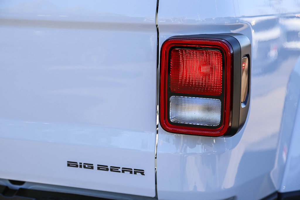 Thumbnail: 2025 Jeep Gladiator - 20