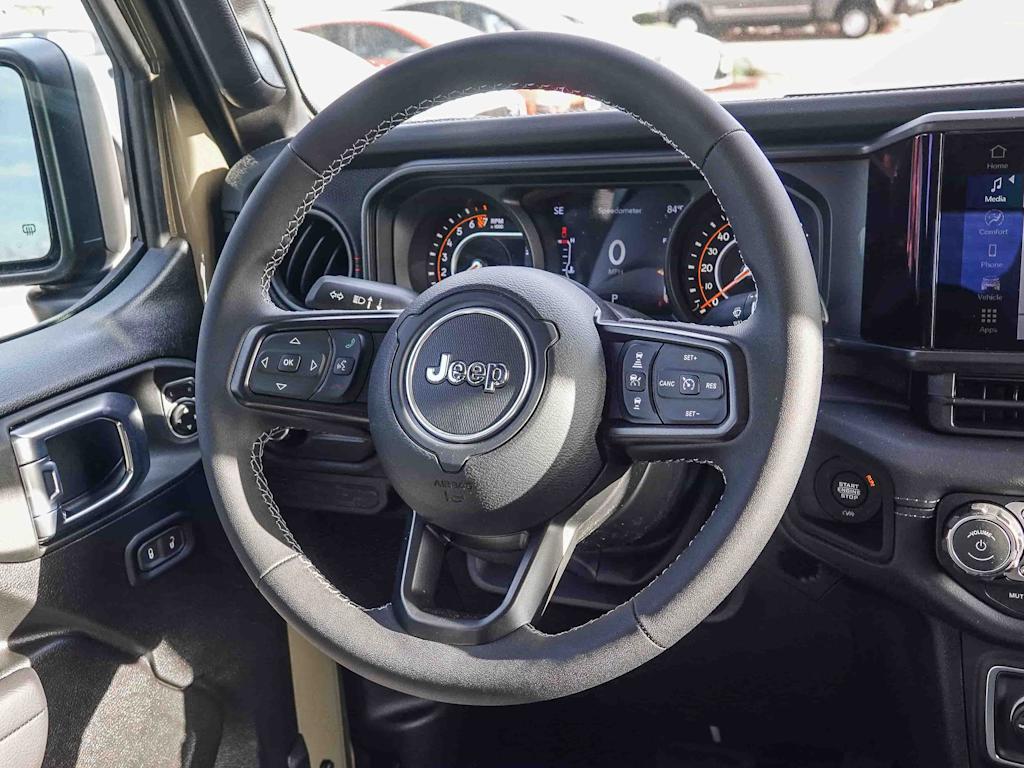 Thumbnail: 2026 Jeep Gladiator - 9