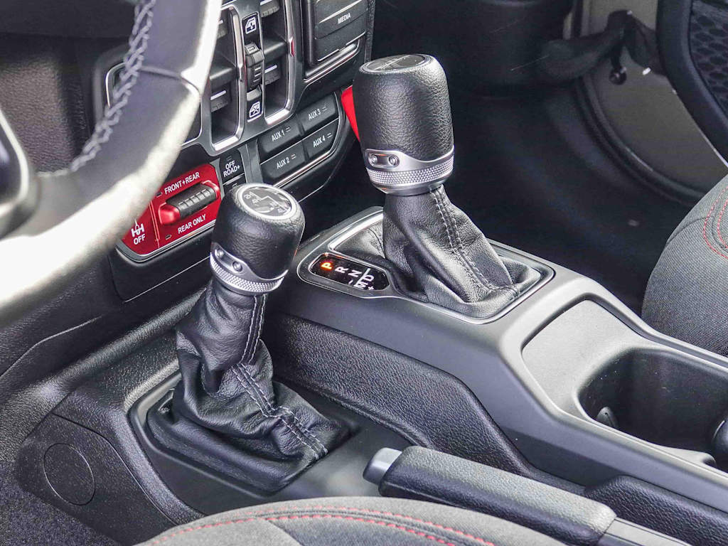 Thumbnail: 2026 Jeep Gladiator - 14