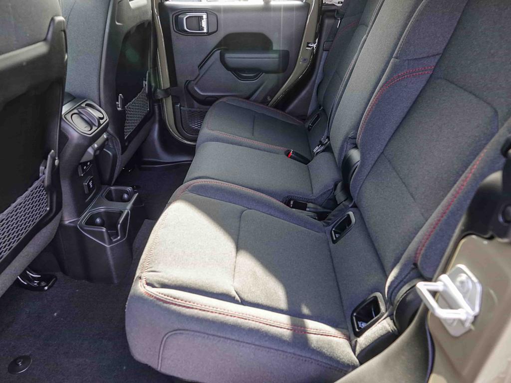 Thumbnail: 2026 Jeep Gladiator - 12