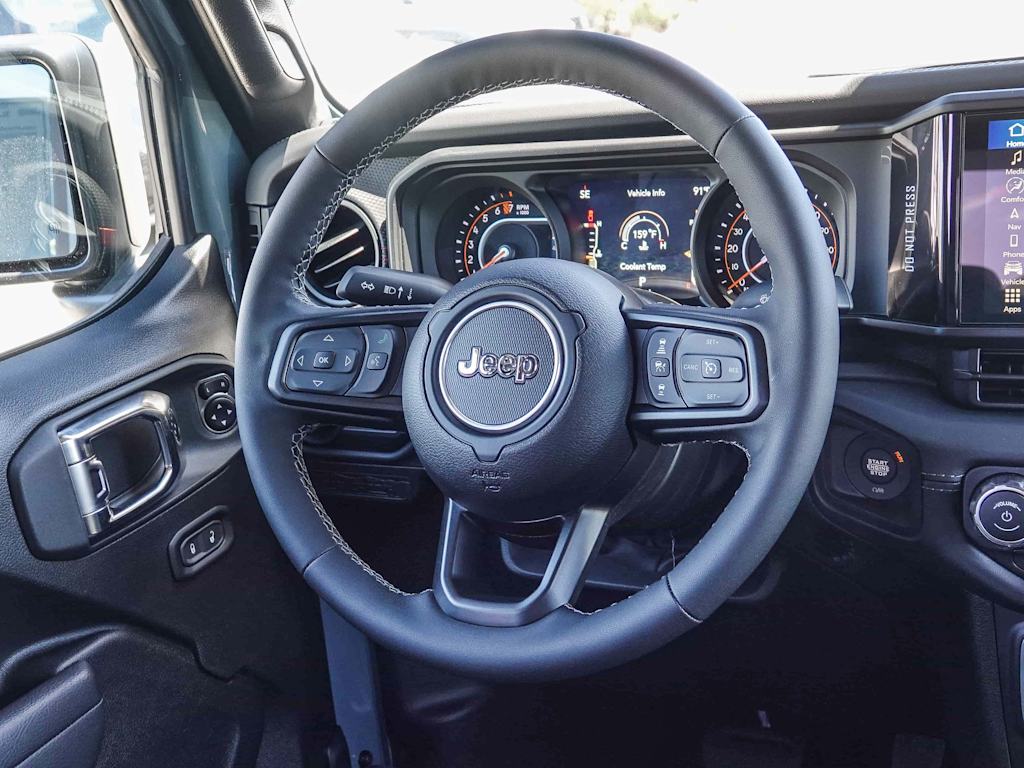 Thumbnail: 2025 Jeep Gladiator - 9