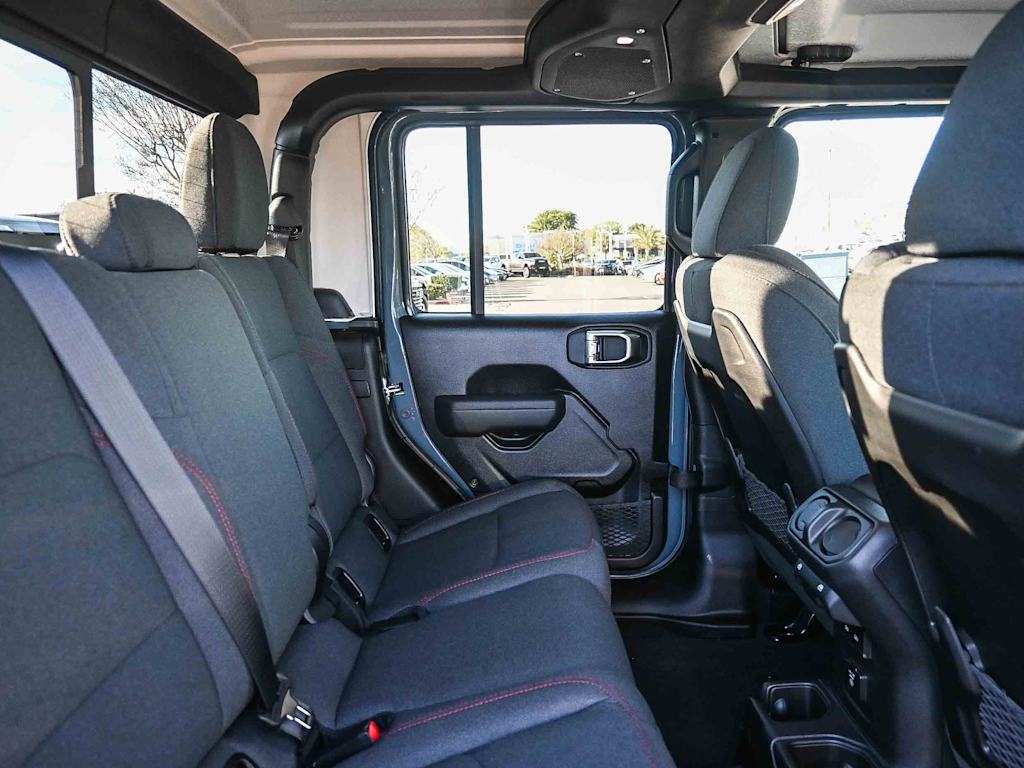 Thumbnail: 2026 Jeep Gladiator - 28