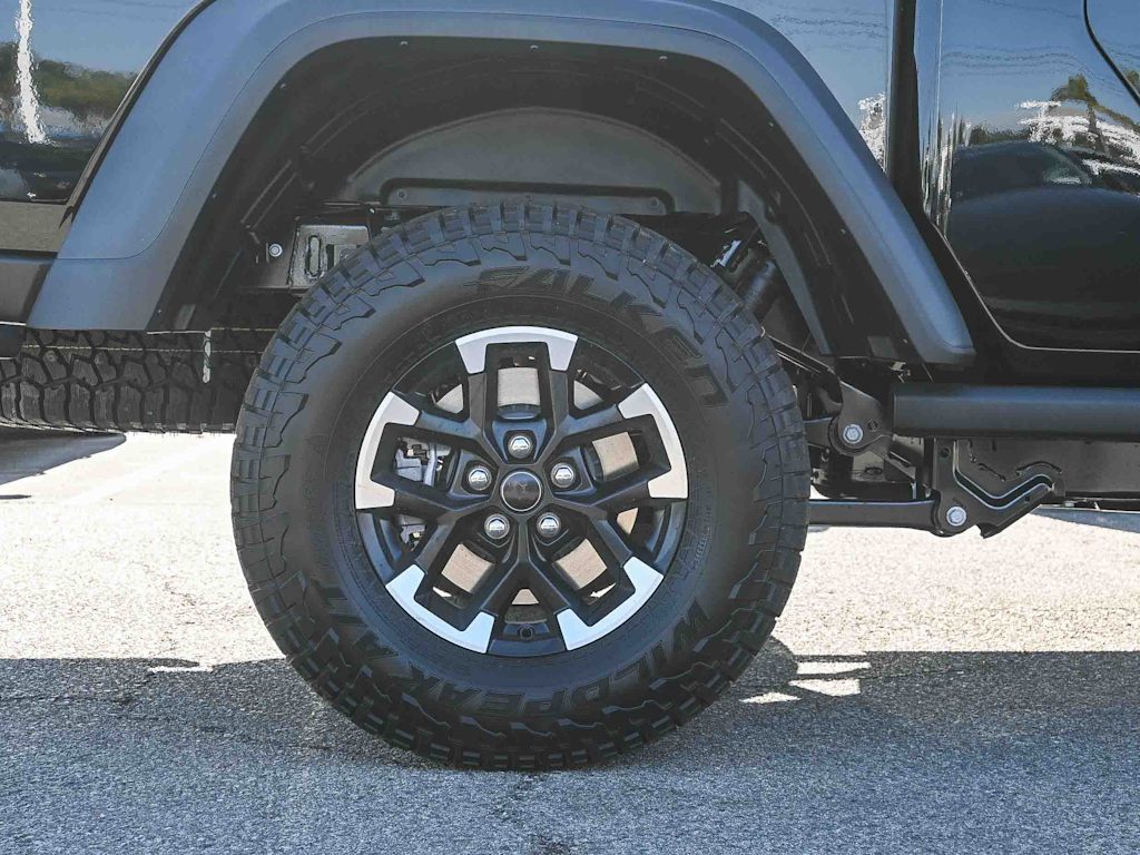 Thumbnail: 2026 Jeep Gladiator - 6