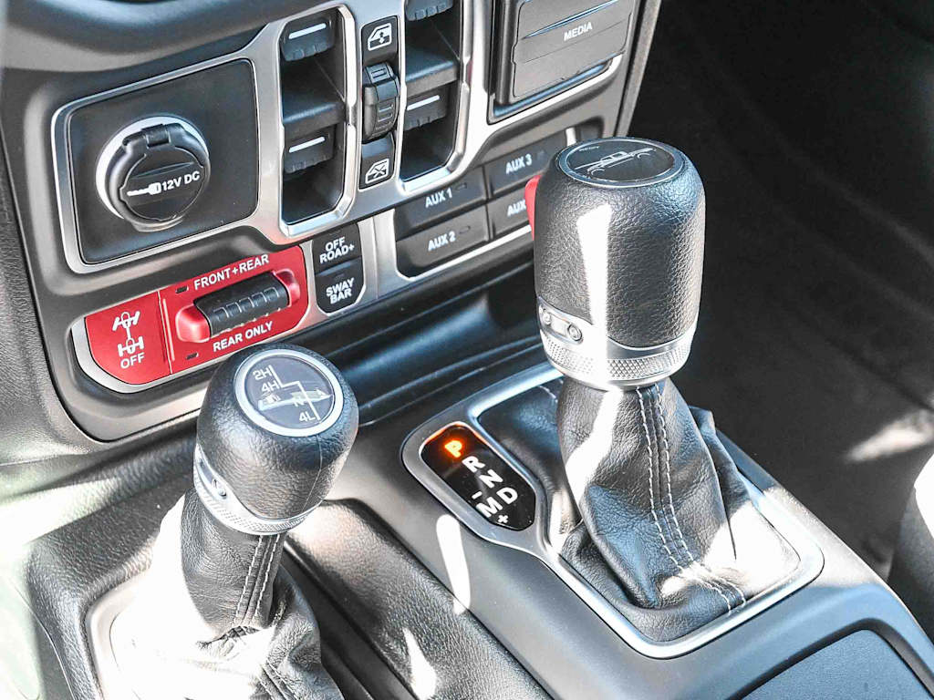 Thumbnail: 2026 Jeep Gladiator - 32
