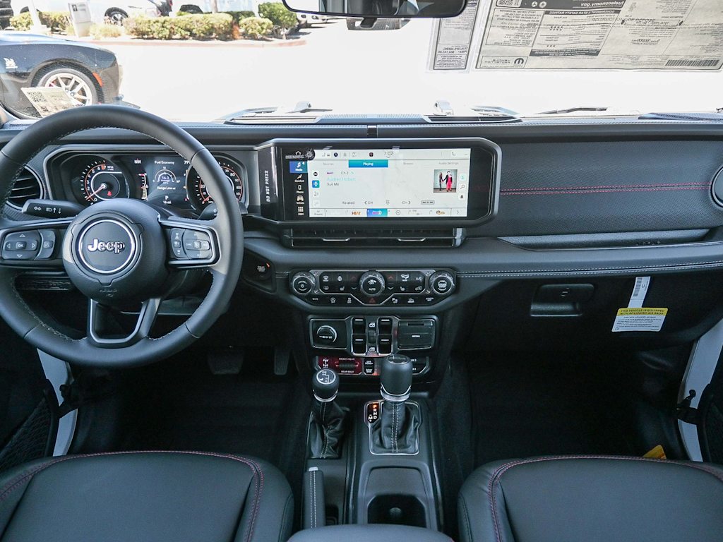 Thumbnail: 2025 Jeep Gladiator - 13