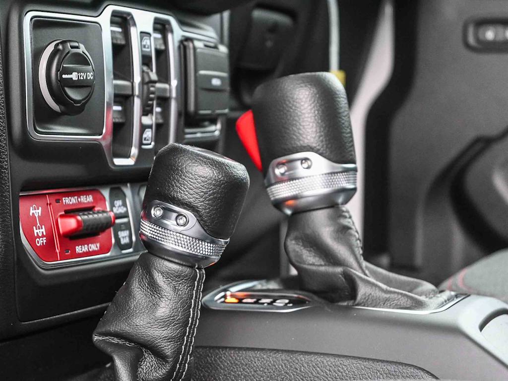 Thumbnail: 2026 Jeep Gladiator - 16